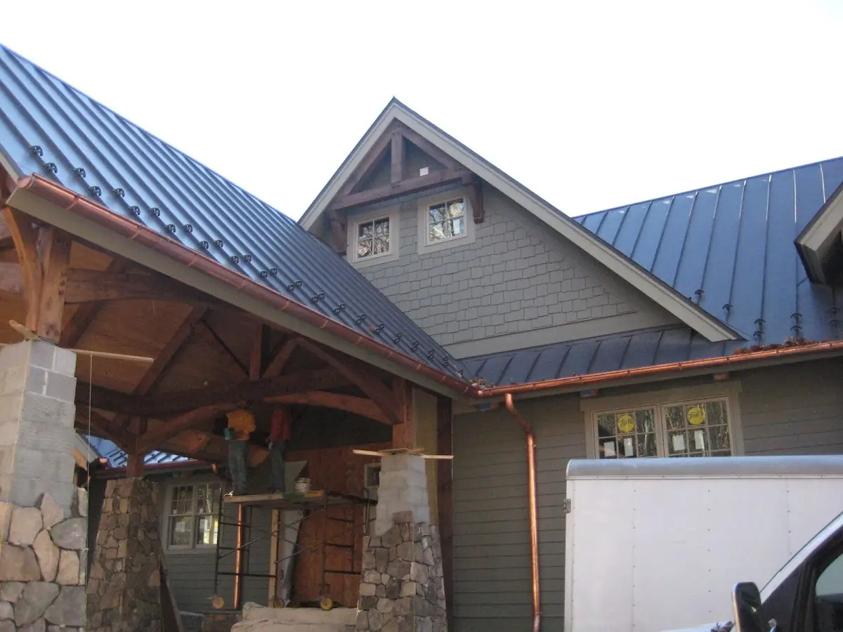 Craftsman Roofing team delivering quality roofing work in Sleepy Hollow Estates